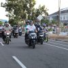 Naik Motor ke Lokasi Penanaman Mangrove, Aksi Gubernur Hidayat dan Istri Curi Perhatian Warga